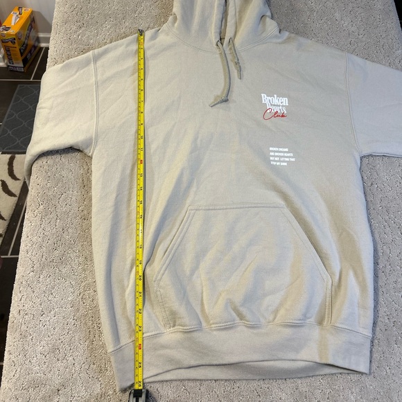 SOLD OUT PacSun Graphic Broken Hearts Club Hoodie – Men’s/Women’s Medium - Picture 5 of 6